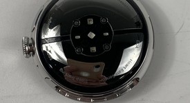 Good
													Google Pixel Watch 2 - Unlocked, Silver, LTE, photo 4 of 8