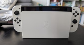 Mint
													Nintendo Switch - OLED - White, 64 GB, photo 4 of 13