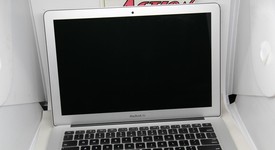 Good
													MacBook Air 2015 - 13" - Silver, 128 GB, 4 GB, photo 5 of 9