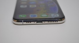 Good
													Apple iPhone Xs - Unlocked, Silver, 256 GB, A1920, photo 2 of 11