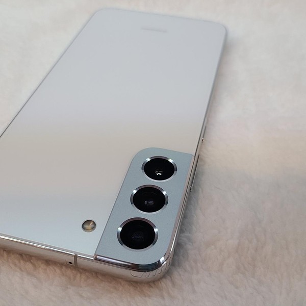 Samsung Galaxy S22 Plus - AT&T, 256 GB, White, 8 GB, SM-S906U