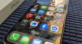 Good
													Apple iPhone Air - Unlocked, Light Gold, 256 GB, A3260, photo 3 of 10