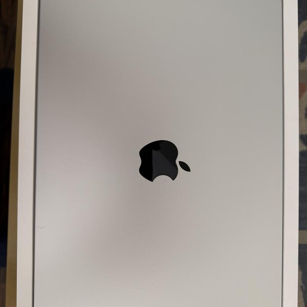 MacBook Pro 2021 - 14 inch - 512 GB, Silver, 16 GB, Apple M1 Pro 10-core