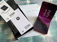 Motorola Razr Plus (2023)