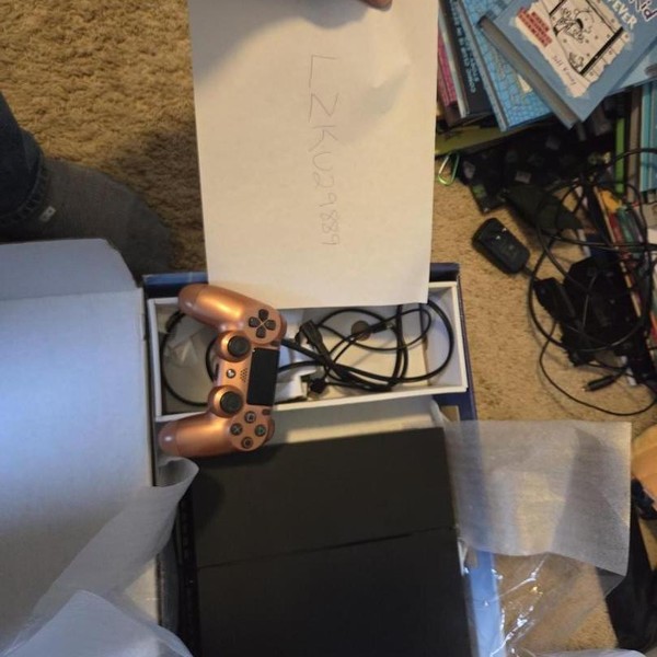 PlayStation 4 - Black, 500 GB, Standard