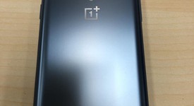 Good
													OnePlus 8 - Verizon, Silver, 128 GB, 8 GB, IN2019, 5G UW, photo 3 of 5