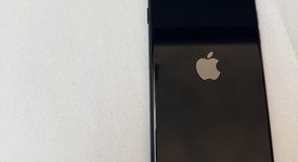 Good
													Apple iPhone SE 3rd Gen 2022 - Unlocked, Midnight, 64 GB, A2595, photo 2 of 3