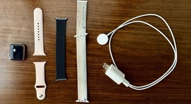 Mint
													Apple Watch Series 6 44mm - Gold, A2292 - GPS, Aluminum, photo 2 of 9