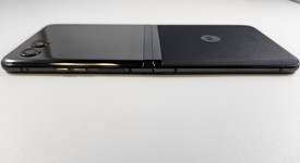 Good
													Motorola Razr Plus (2023) - Unlocked, Black, 256 GB, 8 GB, photo 3 of 7
