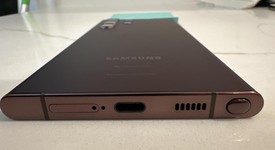 Mint
													Samsung Galaxy S22 Ultra - US Cellular, Burgundy, 128 GB, 8 GB, SM-S908U, photo 4 of 7