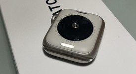 Mint
													Apple Watch SE 2nd Gen 40mm - Starlight, A2722 - GPS, Aluminum, photo 5 of 9