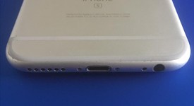 Good
													Apple iPhone 6S - Sprint, Silver, 16 GB, A1688, photo 3 of 7