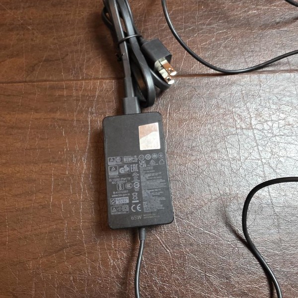 Microsoft Surface Pro 9 - Wi-Fi, 256 GB, Sapphire, 16 GB, Intel Core i7, Wi-Fi