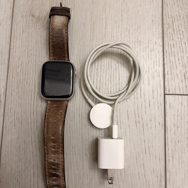 Apple Watch Series 7 45mm - Unlocked, Starlight, A2477 - Cellular, Aluminum