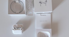 Used
													Apple AirPods Pro 1st Gen - MagSafe Case, photo 1 of 17