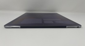Good
													Apple iPad Pro 12.9" 1st Gen 2015 - Unlocked, Gray, 128 GB, A1652, 1st Gen 2015, photo 4 of 6