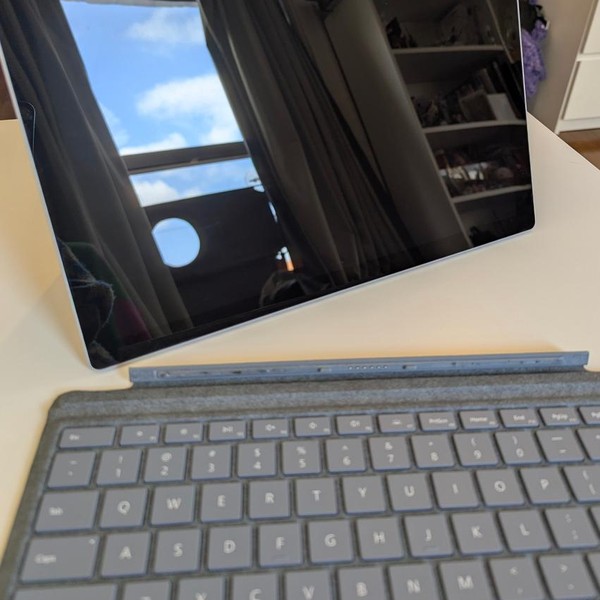 Microsoft Surface Pro 6 - Wi-Fi, 1 TB, Silver, 16 GB