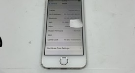 Good
													Apple iPhone SE 1st Gen 2016 - Unlocked, Silver, 32 GB, A1723, photo 3 of 10