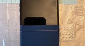 Mint
													Motorola Razr (2025) - Unlocked, Blue, 256 GB, 8 GB, photo 4 of 11