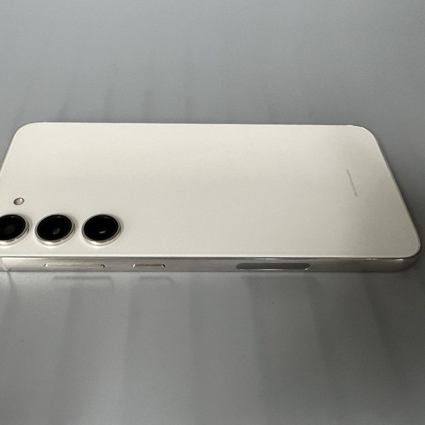 Samsung Galaxy S23 Plus - Unlocked, Cream, 256 GB, 8 GB, SM-S916U1