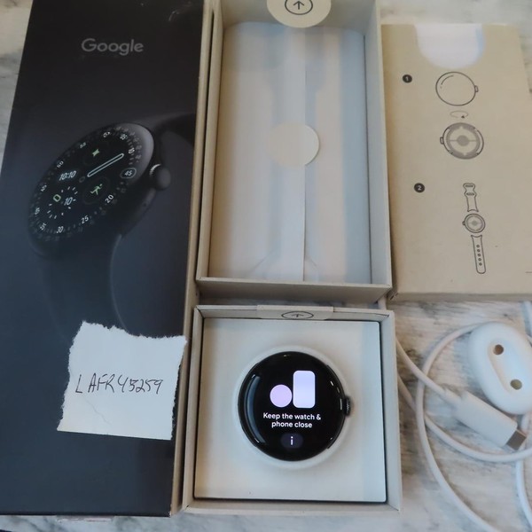 Google Pixel Watch 4 - Unlocked, Black, 41mm, LTE