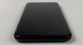 Good
													Apple iPhone SE 2nd Gen 2020 - Unlocked Non-US, Black, 128 GB, A2296, photo 4 of 7