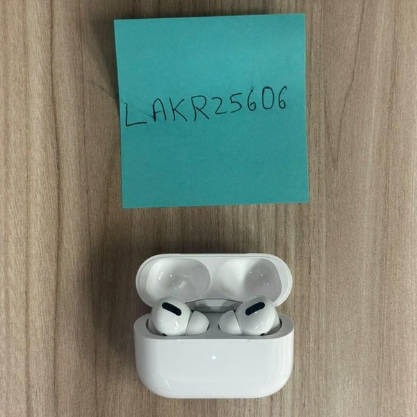 Apple AirPods Pro - Wireless Case