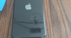 Good
													Apple iPhone SE 2nd Gen 2020 - Unlocked, Black, 64 GB, A2275, photo 2 of 6