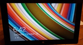 Mint
													Microsoft Surface RT - Wi-Fi, Black, 32 GB, photo 2 of 4