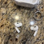 Used Apple AirPods Pro 2 - USB-C