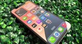 Mint
													Apple iPhone 12 - Unlocked, Black, 64 GB, A2172, photo 1 of 6