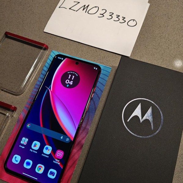 Motorola Razr Plus (2023) - Unlocked, 256 GB, Magenta, 8 GB