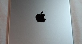 Good
													Apple iPad Pro 10.5" - Unlocked, Silver, 256 GB, photo 3 of 3