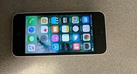 Good
													Apple iPhone 5C - Verizon, White, 8 GB, A1532, photo 2 of 6