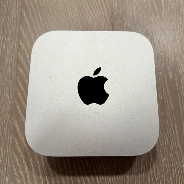 Mac Mini 2024 - 1 TB, 24 GB, Apple M4 Pro 12-core