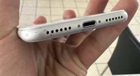 Good
													Apple iPhone 8 - Unlocked, Silver, 64 GB, A1863, photo 3 of 11