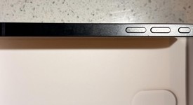 Mint
													Apple iPhone 16e - T-Mobile, Black, 128 GB, A3212, photo 5 of 7