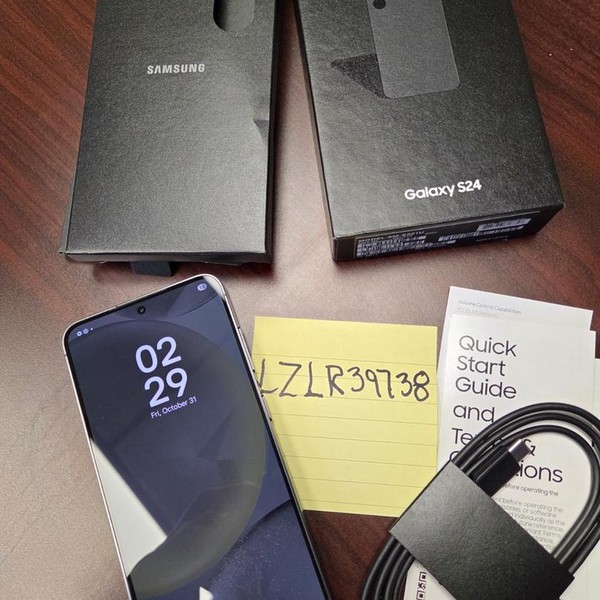 Samsung Galaxy S24 - Verizon, 256 GB, Black, 8 GB, SM-S921U