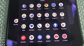 Mint
													Google Pixel 9 Pro Fold - Unlocked, Obsidian, 256 GB, GGH2X, photo 1 of 6