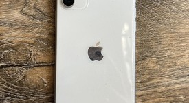 Good
													Apple iPhone 11 - Verizon, White, 64 GB, A2111, photo 3 of 12