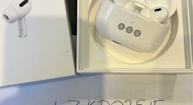 Used
													Apple AirPods Pro 2 - Lightning, photo 3 of 15