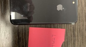 Mint
													Apple iPhone 8 - Verizon, Gray, 64 GB, A1863, photo 2 of 6