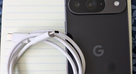 Good
													Google Pixel 9 - Unlocked, Obsidian, 128 GB, 12 GB, G2YBB, photo 1 of 9