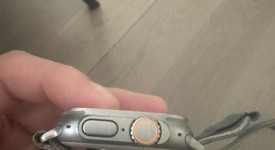 Mint
													Apple Watch Ultra 2 49mm - Verizon, Natural, A2986, photo 3 of 7