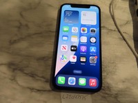 Apple iPhone 12