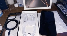 Mint
													Apple iPhone 16 Pro - Unlocked, Desert, 512 GB, A3083, photo 2 of 10