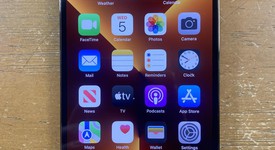 Mint
													Apple iPhone 13 Pro Max - Unlocked, Gold, 128 GB, A2484, photo 1 of 12