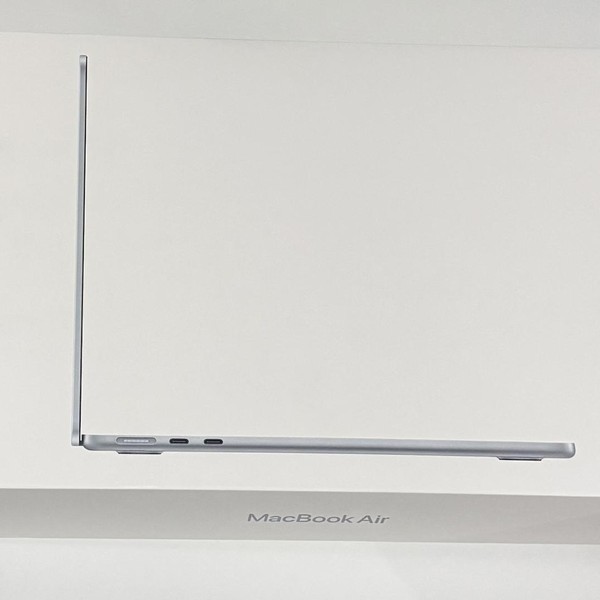 MacBook Air 2025 (M4) - 13 inch - 256 GB, Sky Blue, 16 GB, Apple M4