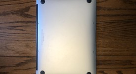 Good
													MacBook Air 2017 - 13" - I5, Silver, 256 GB, 4 GB, photo 3 of 9