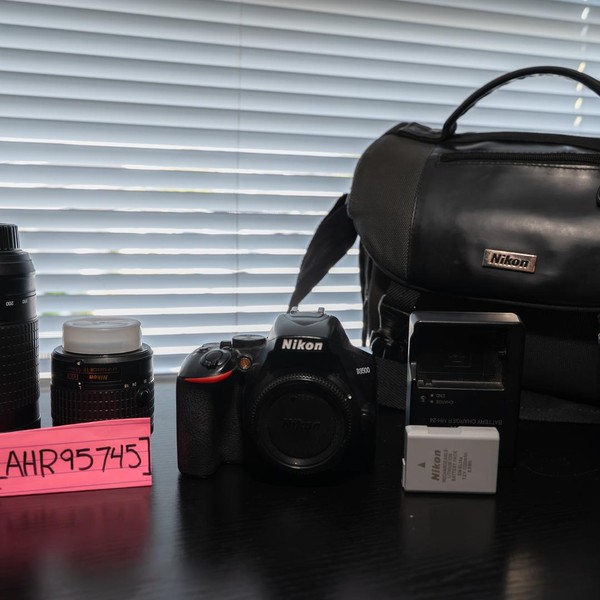Nikon D3500